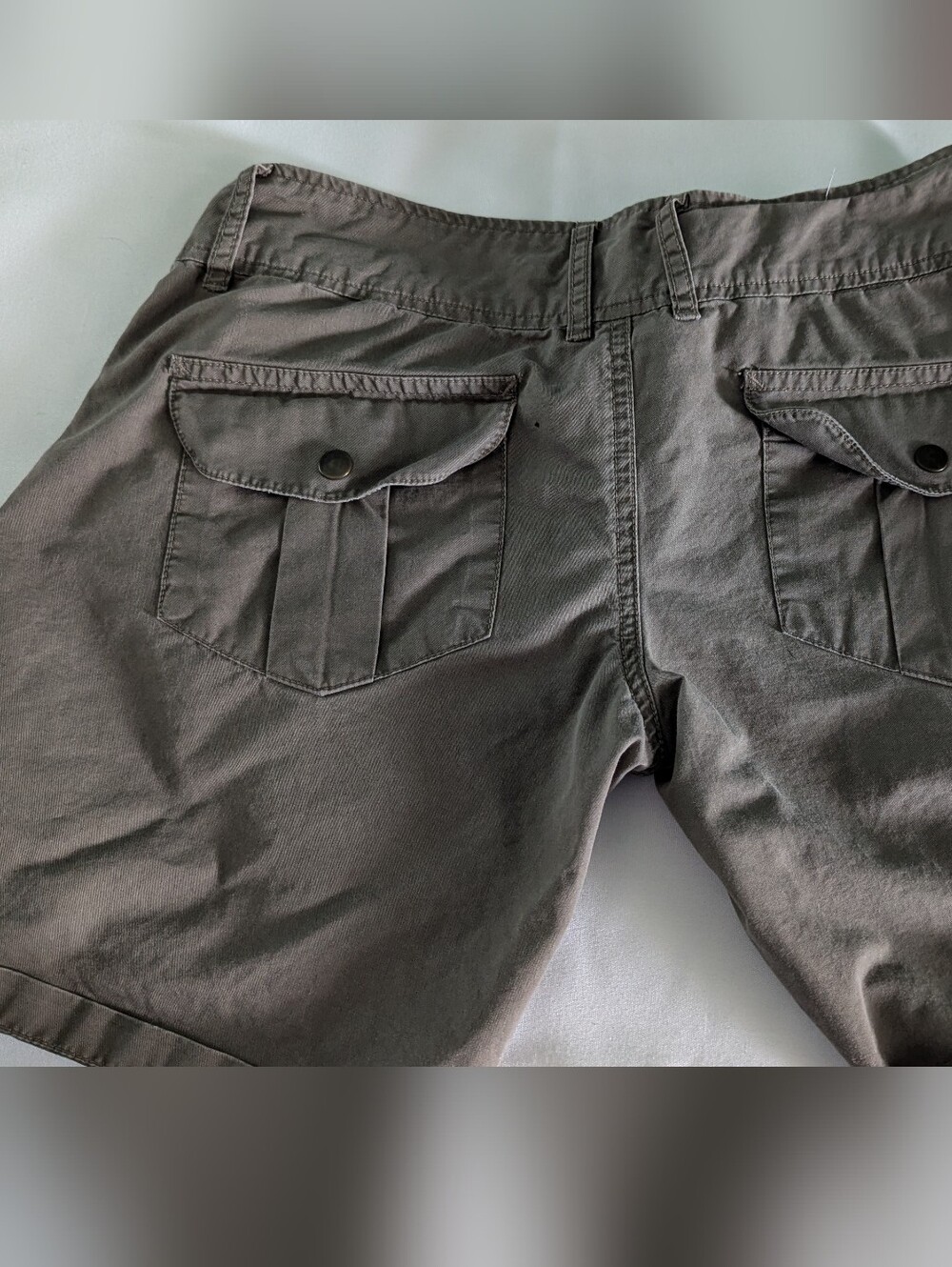Utility Cargo Ladies Shorts in Olive Green Size 12